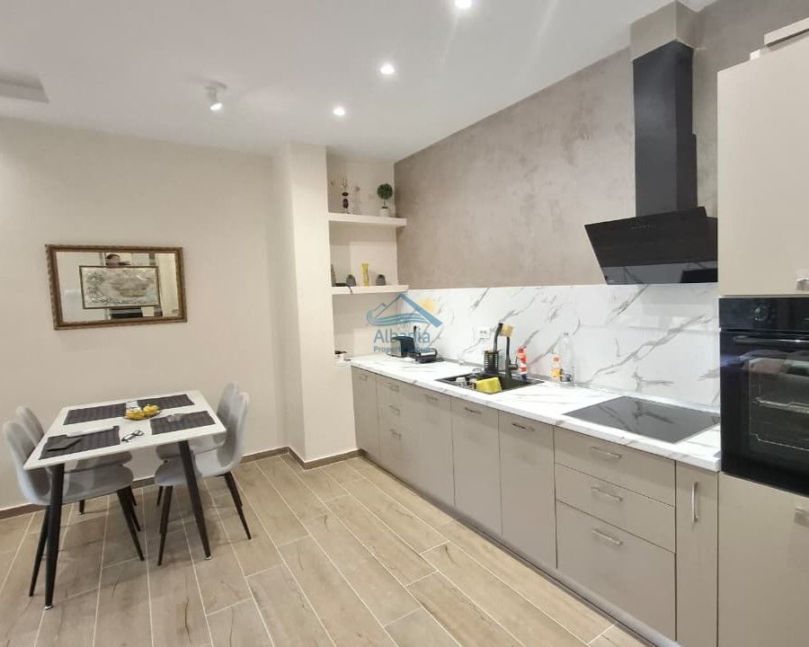 5 Rruga Dhimiter Konomi, Vlore 9401